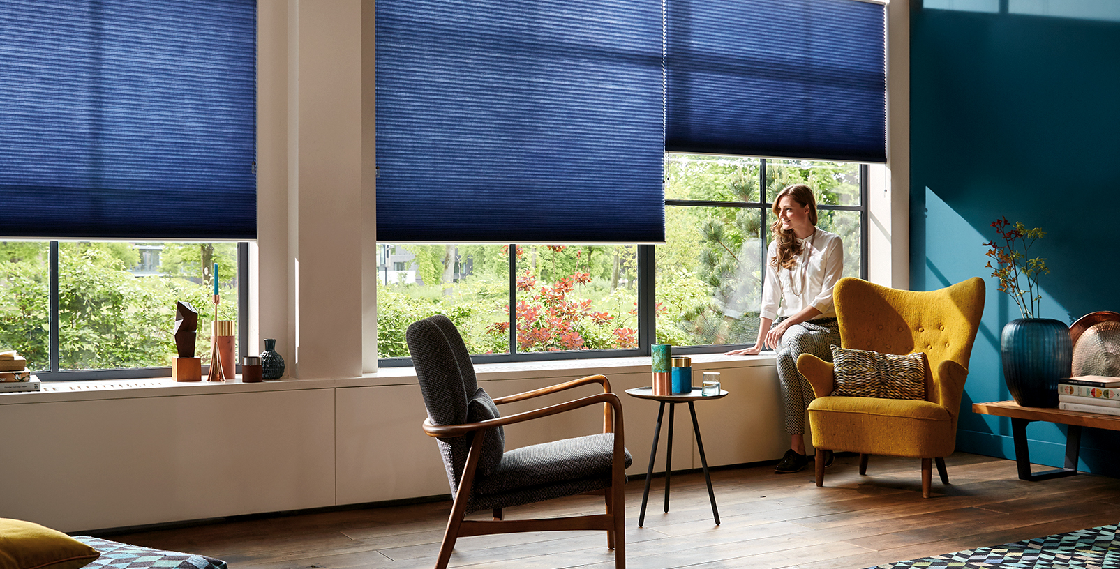 Москитные сетки плиссе Hunter Douglas